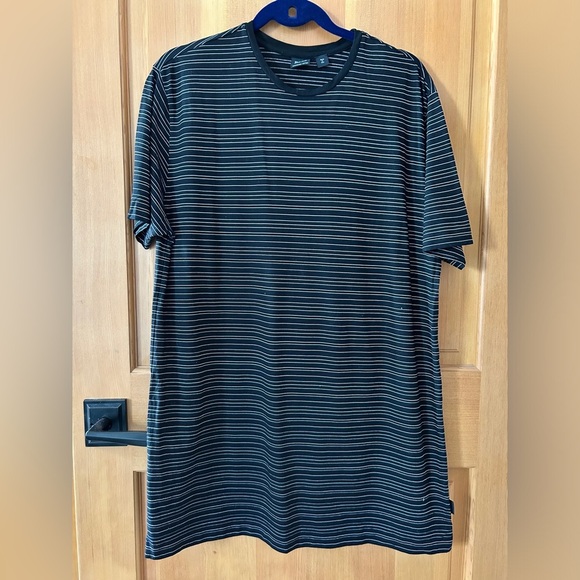 BOSS Hugo Boss Men’s 100% Cotton Black/White striped shirt. XL - Picture 1 of 11